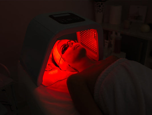What You Need to Know About Red Light Therapy for Hyperpigmentation